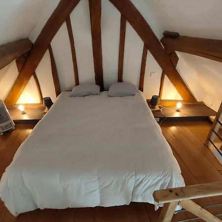 Le Ptit Loft Villa Brechamps Exteriör bild